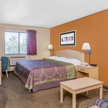 Super 8 By Wyndham Charlotte/Amusement Park Area Hotel Luaran gambar