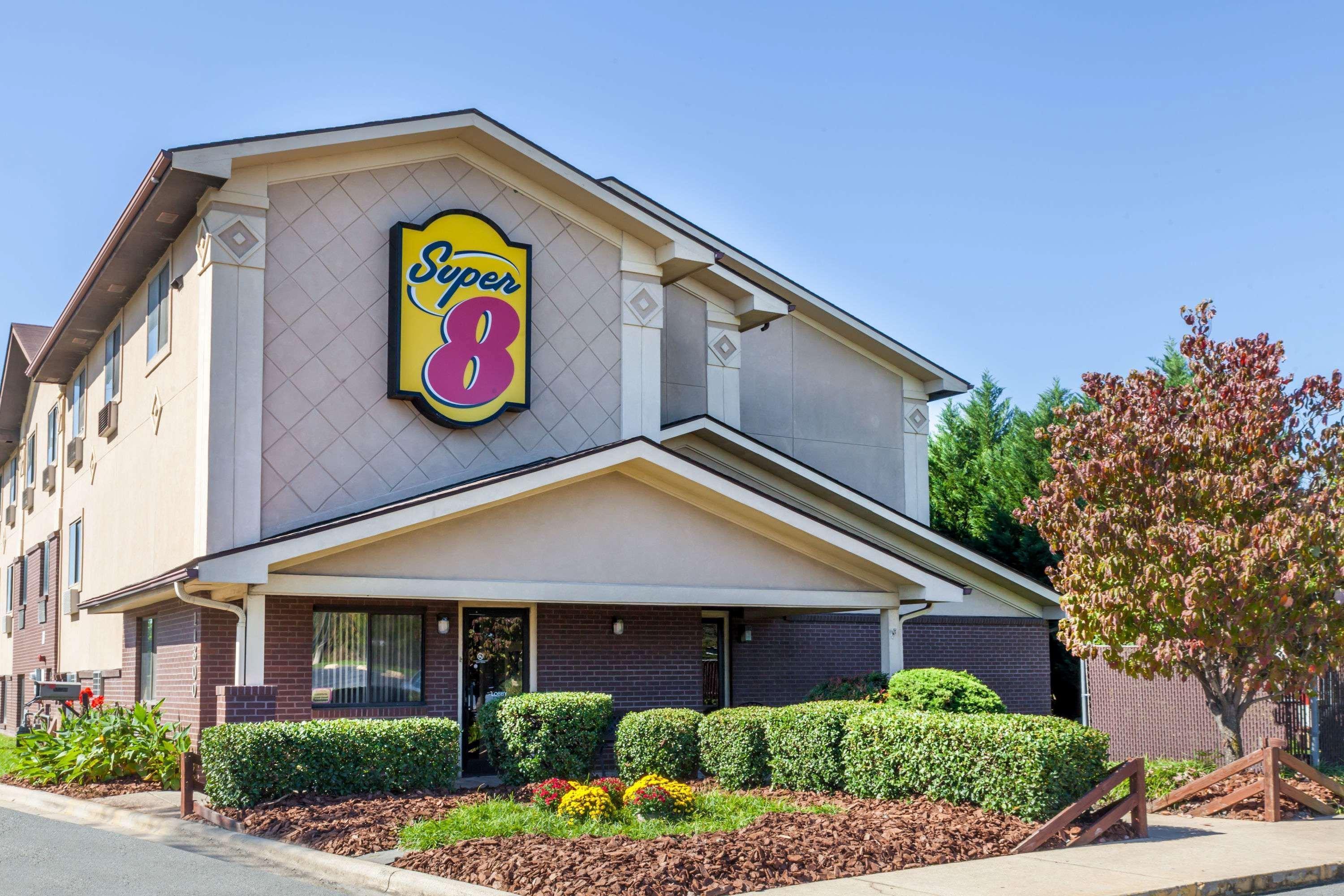 Super 8 By Wyndham Charlotte/Amusement Park Area Hotel Luaran gambar